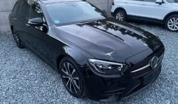 Mercedes-Benz Klasa E full