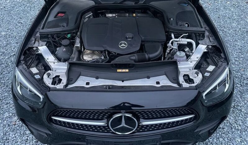 Mercedes-Benz Klasa E full