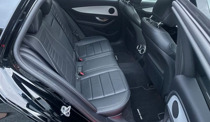 Mercedes-Benz Klasa E full