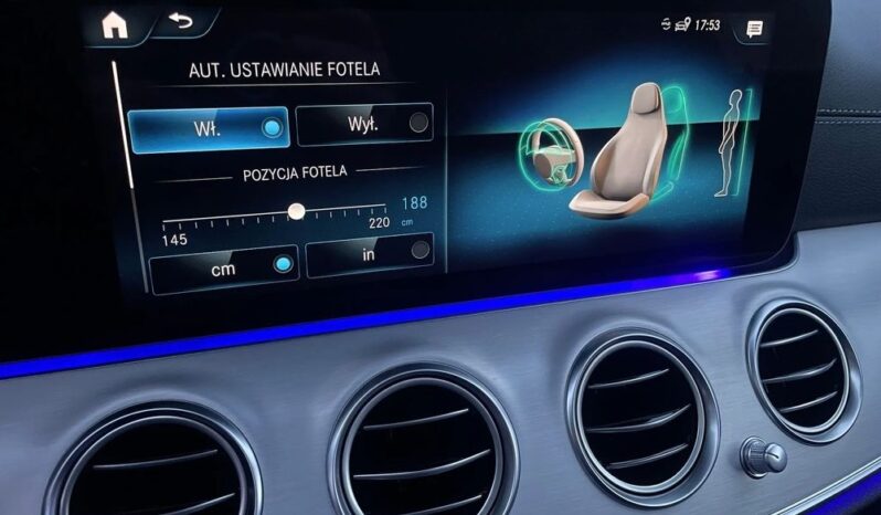 Mercedes-Benz Klasa E full