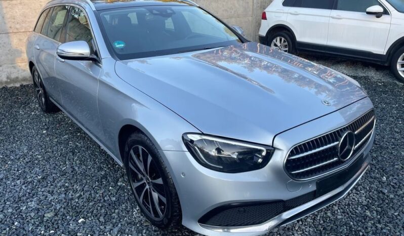 Mercedes-Benz Klasa E213 4Matic 300de full