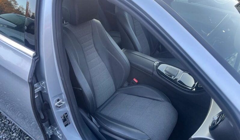 Mercedes-Benz Klasa E213 4Matic 300de full