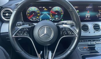 Mercedes-Benz Klasa E213 4Matic 300de full