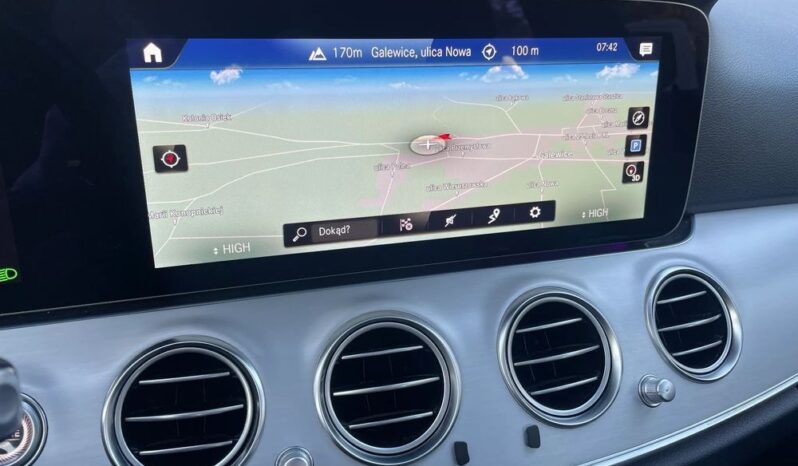 Mercedes-Benz Klasa E213 4Matic 300de full