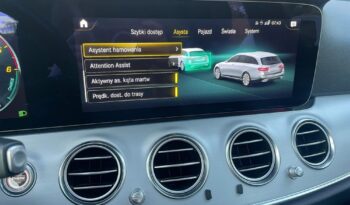 Mercedes-Benz Klasa E213 4Matic 300de full