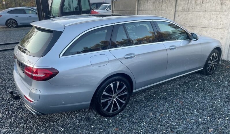 Mercedes-Benz Klasa E213 4Matic 300de full