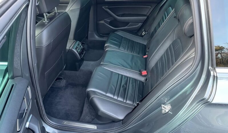 Volkswagen Passat 1.6tdi 120ps 09/2016r 216tkm R-line DSG Navi ACC Kamera Panorama Ambiente Hak full