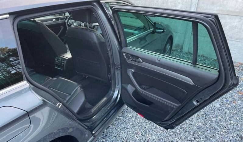 Volkswagen Passat 1.6tdi 120ps 09/2016r 216tkm R-line DSG Navi ACC Kamera Panorama Ambiente Hak full