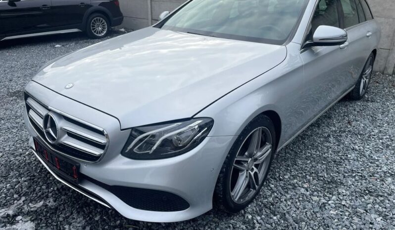 Mercedes-Benz Klasa E 220 d 9G-TRONIC Avantgarde full