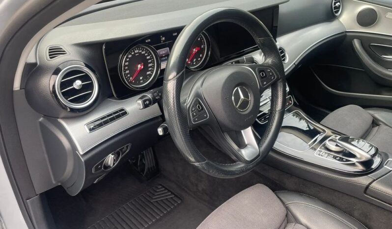Mercedes-Benz Klasa E 220 d 9G-TRONIC Avantgarde full