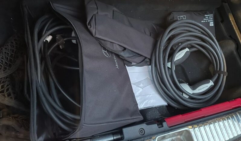 Mercedes-Benz Klasa E300de full