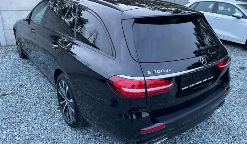 Mercedes-Benz Klasa E300de full