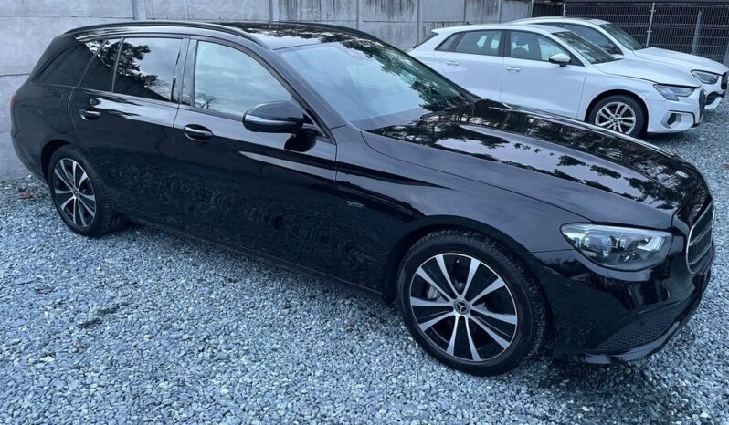 Mercedes-Benz Klasa E300de full