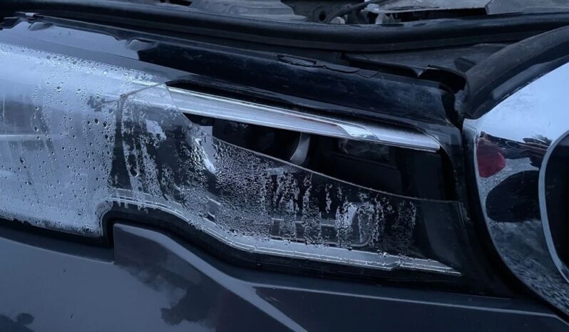 BMW Seria 3 320d xDrive M Sport full