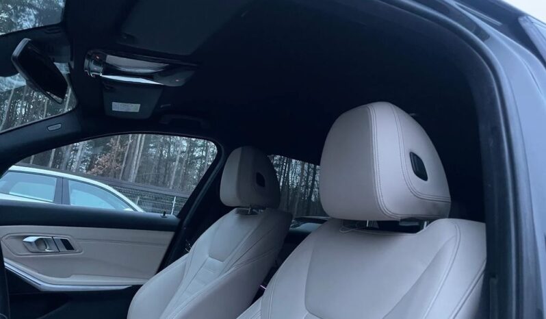 BMW Seria 3 320d xDrive M Sport full
