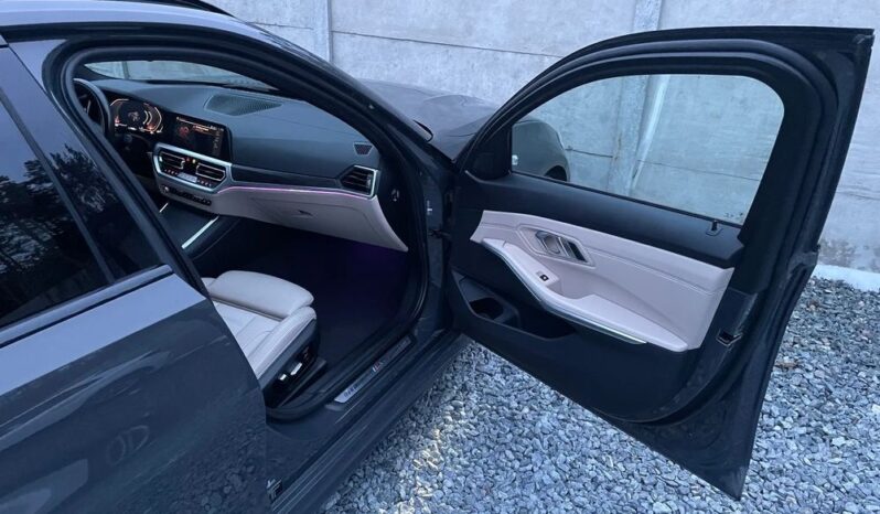 BMW Seria 3 320d xDrive M Sport full