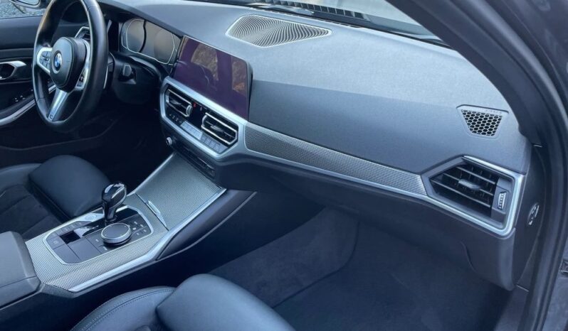 BMW Seria 3 320d Edition M Sport Shadow full