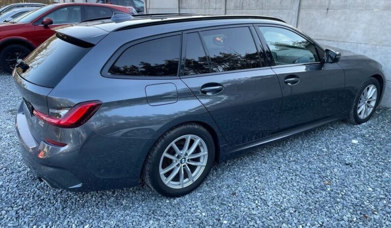 BMW Seria 3 320d Edition M Sport Shadow full