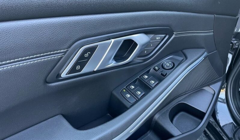BMW Seria 3 320d xDrive M Sport Shadow full