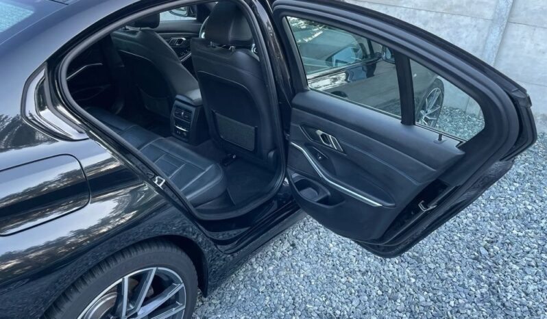 BMW Seria 3 320d xDrive Edition M Sport Shadow full