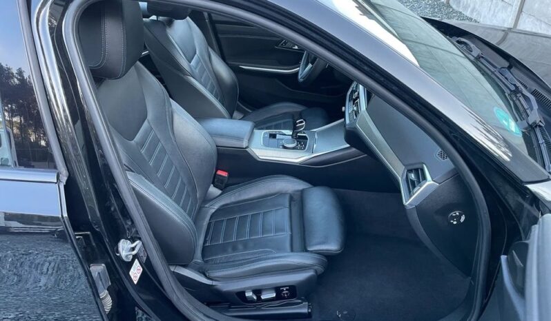 BMW Seria 3 320d xDrive Edition M Sport Shadow full