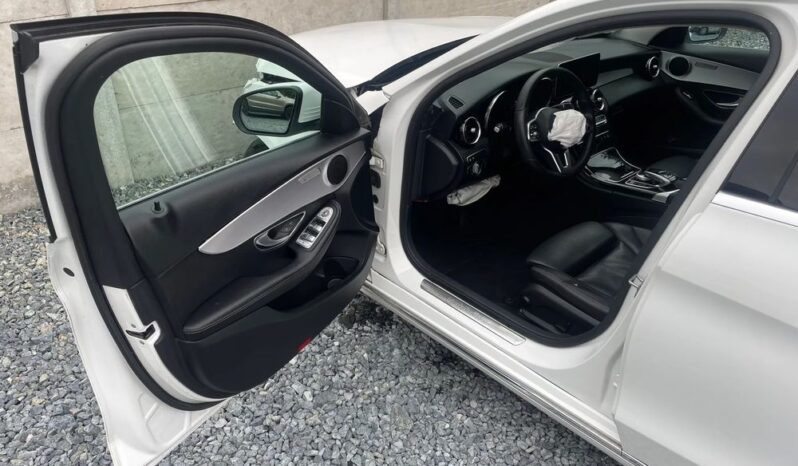 Mercedes-Benz Klasa C 300 d 4Matic 9G-TRONIC Avantgarde full