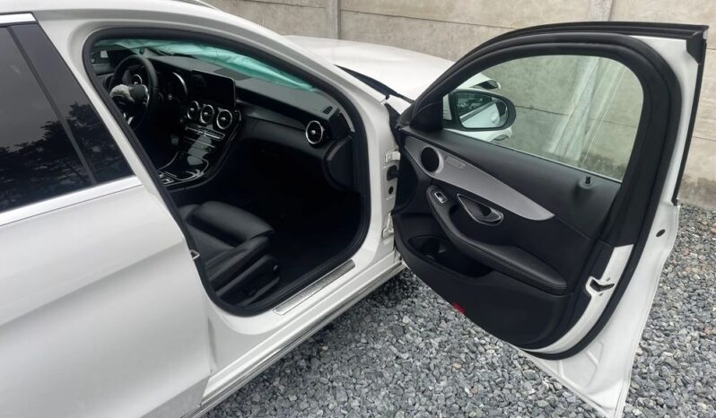 Mercedes-Benz Klasa C 300 d 4Matic 9G-TRONIC Avantgarde full
