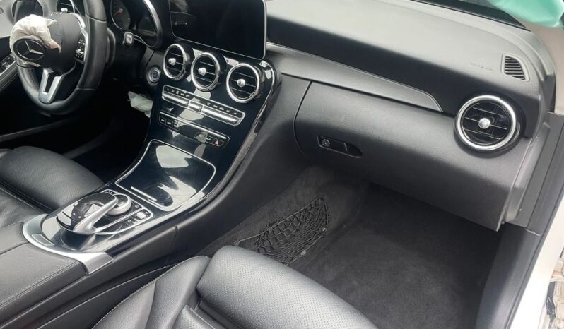 Mercedes-Benz Klasa C 300 d 4Matic 9G-TRONIC Avantgarde full