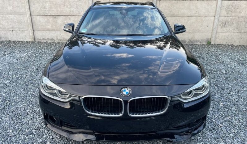 BMW Seria 3 318d Sport Line