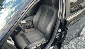 BMW Seria 3 318d Sport Line full