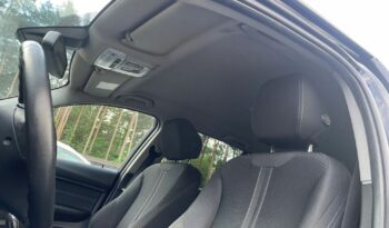 BMW Seria 3 318d Sport Line full