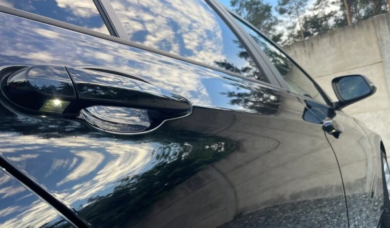 BMW Seria 3 318d Sport Line full