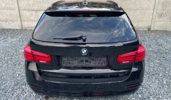 BMW Seria 3 318d Sport Line full