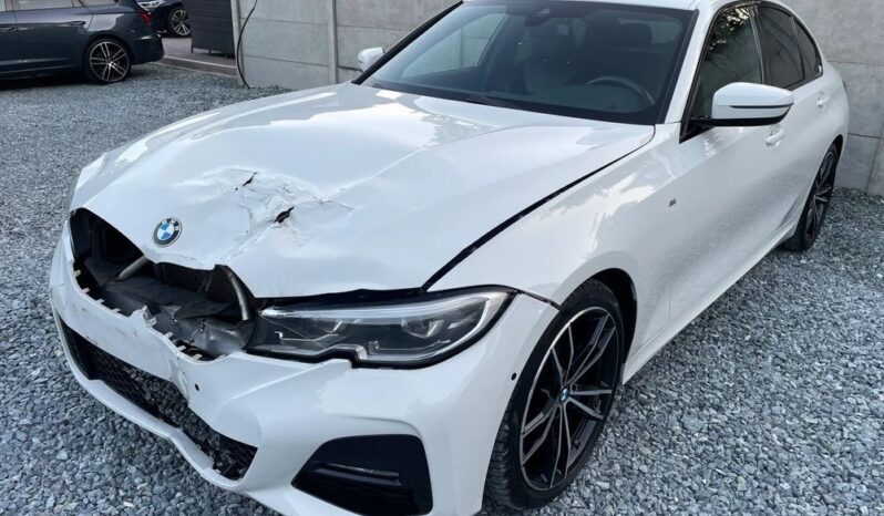 BMW Seria 3 320d Edition M Sport Shadow full