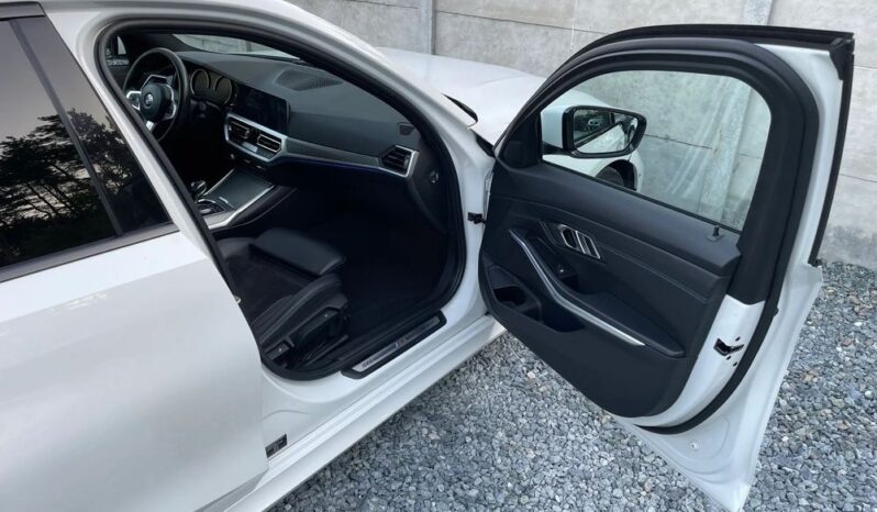 BMW Seria 3 320d Edition M Sport Shadow full