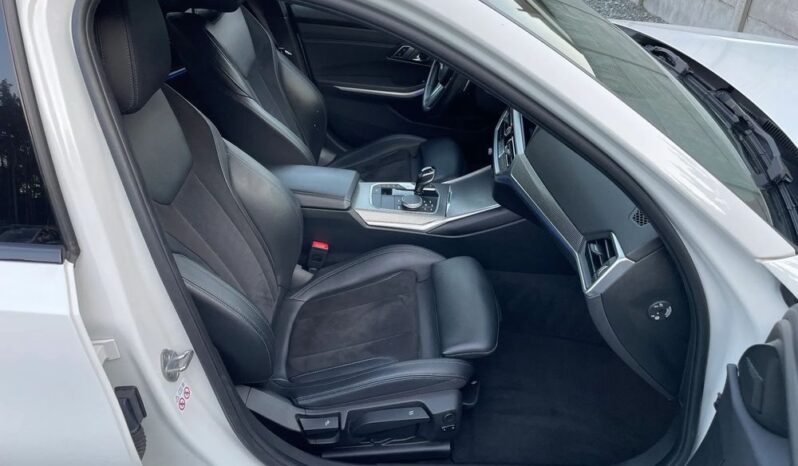 BMW Seria 3 320d Edition M Sport Shadow full