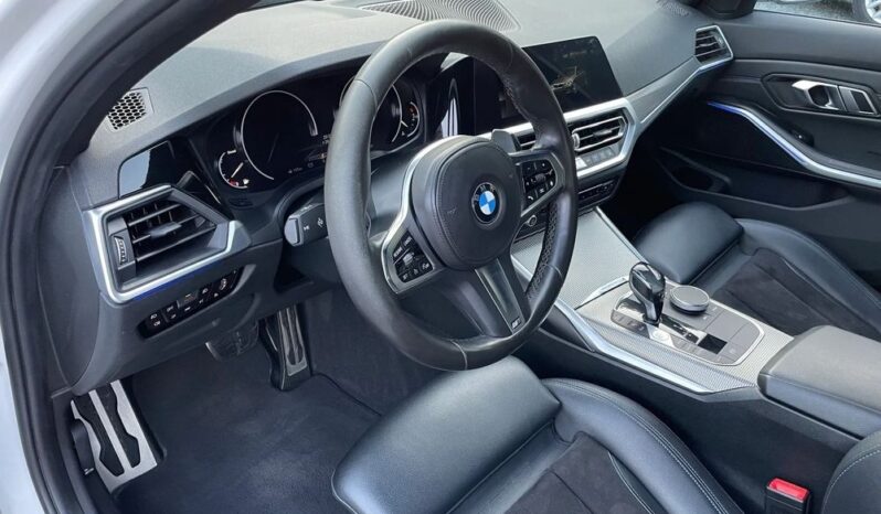 BMW Seria 3 320d Edition M Sport Shadow full