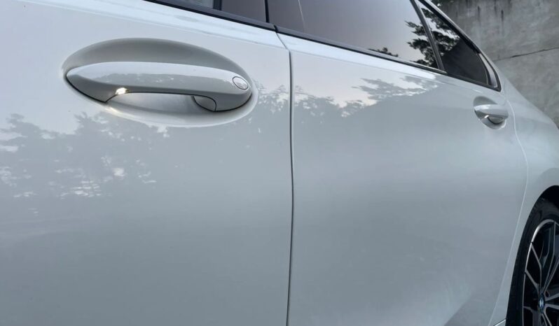 BMW Seria 3 320d Edition M Sport Shadow full