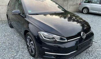 Volkswagen Golf full
