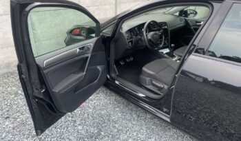Volkswagen Golf full