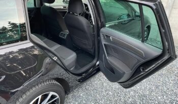 Volkswagen Golf full