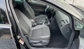 Volkswagen Golf full