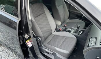 Volkswagen Golf full