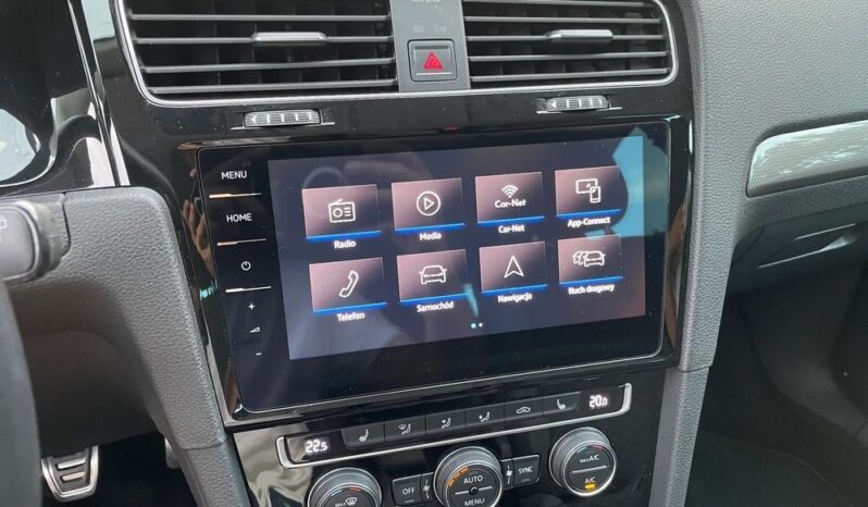 Volkswagen Golf full
