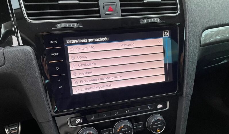 Volkswagen Golf full