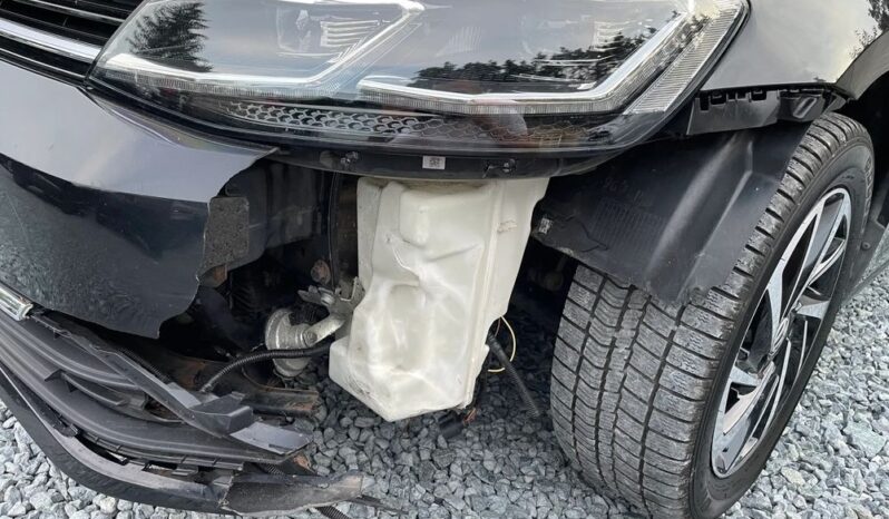 Volkswagen Golf full