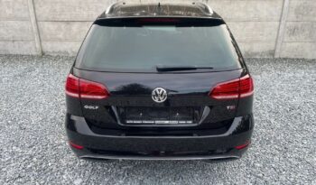 Volkswagen Golf full