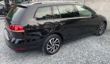 Volkswagen Golf full