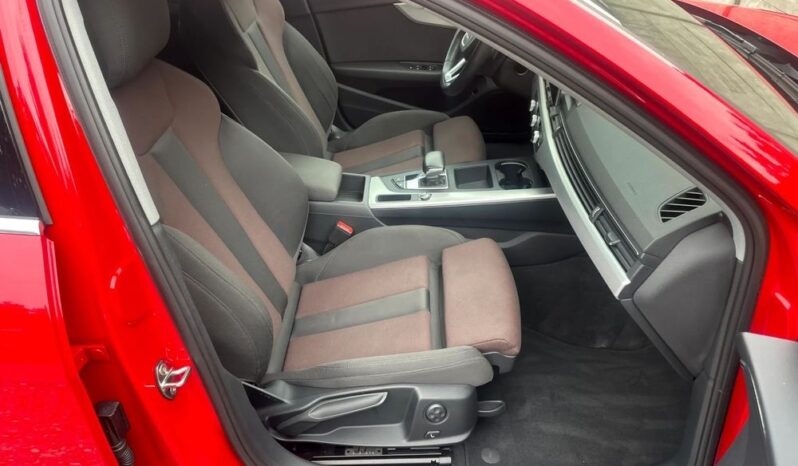 Audi A4 Avant full