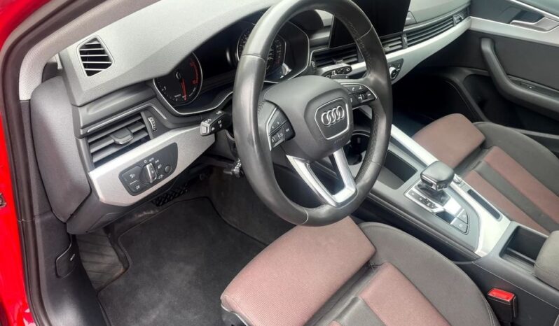 Audi A4 Avant full